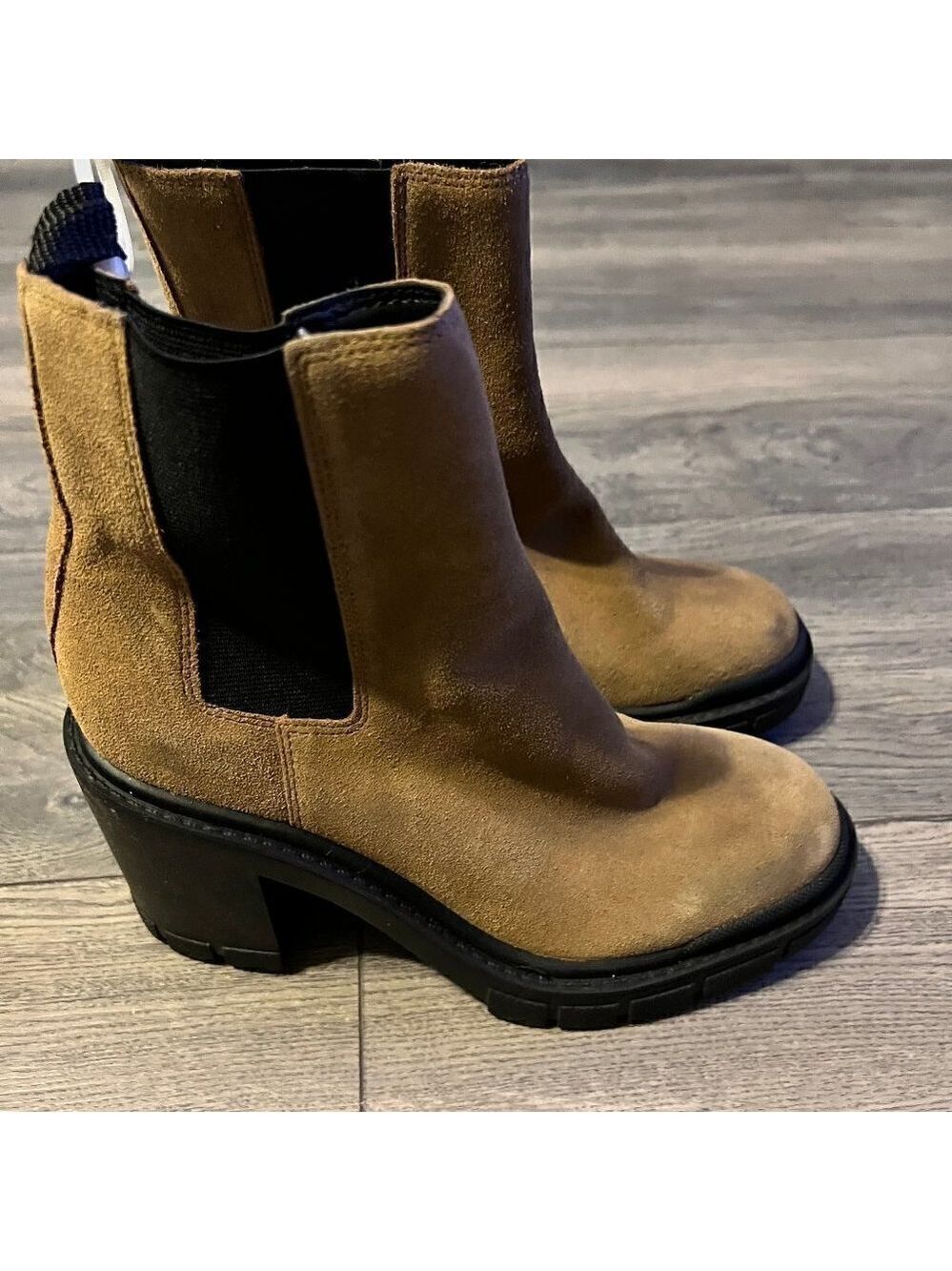 NEW Marc Fisher Vanlisa Womens Leather Round Toe Booties.  SIze 6. - Picture 3 of 5